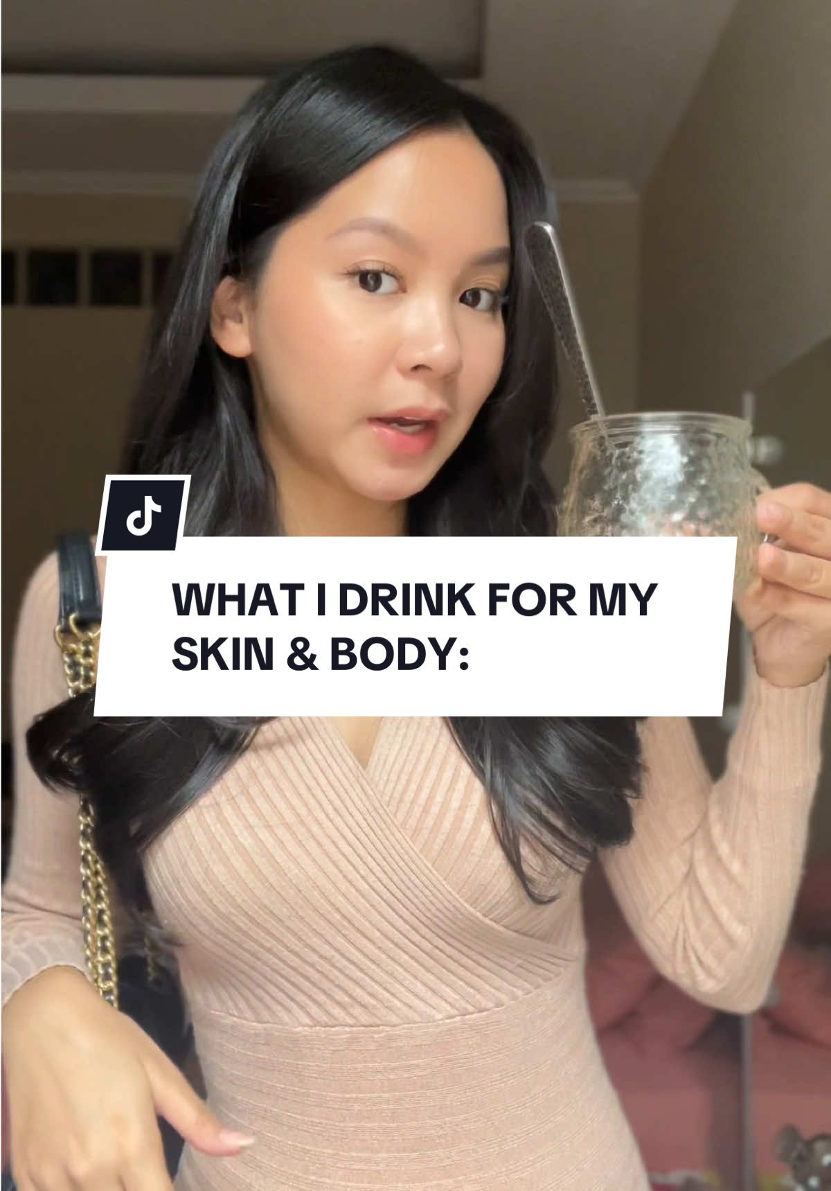 daily check in, kali ini yapping tentang minuman yang lagi mau ku rutinin untuk minum buat boost kulit dan biar perut gak bloating terus! #collafibe #collagen #fiber #2in1beautydrink #happyskinhealthybody 
