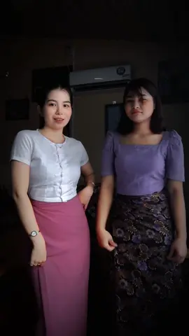 #fpyシဒီတခါသူလှုပ်တဲ့အလှည့်ပဲ🤭🤭ငါပဲလှုပ်နေရတာ😂 @🌷🌺Nyein 🌷🌺 