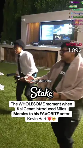 The WHOLESOME moment when Kai Cenat introduced Miles Morales to his FAVORITE actor Kevin Hart ❤️🥺 #kaicenat #mafiathon3 #kevinhart #rayasianboy #tota @Kai Cenat 