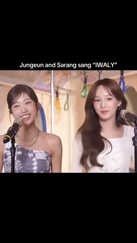 Their vocals on top. Jungeun and Sarang sang “IWALY” at Miyeon’s Music Metro #izna #jungeun #sarang #miyeon #fyp 
