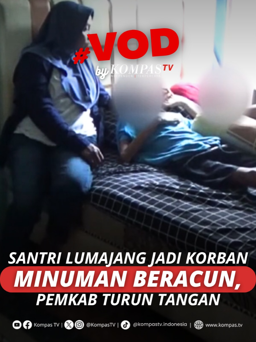Seorang santri bernama Dewangga di Lumajang, Jawa Timur, mengalami kerusakan organ vital setelah meminum soda yang ternyata dicampur cairan pembersih keramik. Minuman berbahaya itu diberikan oleh temannya di dalam pondok pesantren dan menimbulkan korban hingga empat orang. Kini, Dewangga harus bergantung pada susu dan obat untuk bertahan hidup. Biaya pengobatan yang mencapai Rp1 juta per hari membuat keluarganya membuka donasi. Pondok pesantren bersama Pemkab Lumajang ikut membantu, dengan Bupati Indah Amperawati memastikan adanya obat gratis dan dukungan biaya perawatan. Meski dalam kondisi lemah, Dewangga masih berharap bisa pulih dan kembali menuntut ilmu seperti sedia kala. Semoga kejadian serupa tak terulang kembali. Bagaimana pendapatmu? Simak video selengkapnya dan dapatkan berita terkini lainnya di www.kompas.tv serta youtube.com/kompastv #VODKompasTV