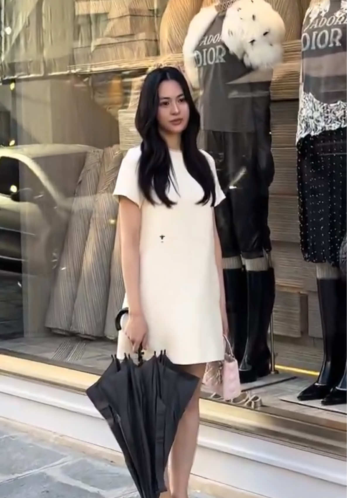 #Linglingkwong  #PFW #DiorSS26 #Dior #LingOrm 