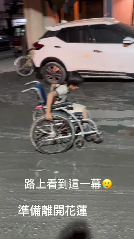 今天在花蓮光復幫忙 這是我這輩子..做過最有意義的事了.. #花蓮 #花蓮救災的夥伴們辛苦了💪 