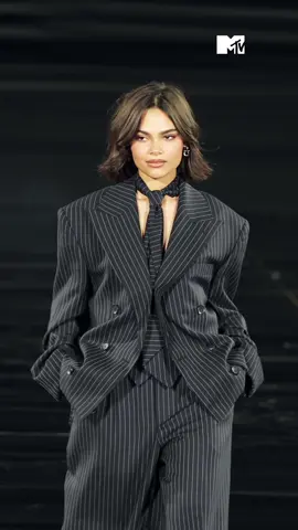 A moment for this suit serve please 🤩 Ariana Greenblatt absolutely slayed the L’Oréal runway for Paris Fashion Week ✨ #ArianaGreenblatt #ParisFashionWeek #PFW #MTVCeleb 