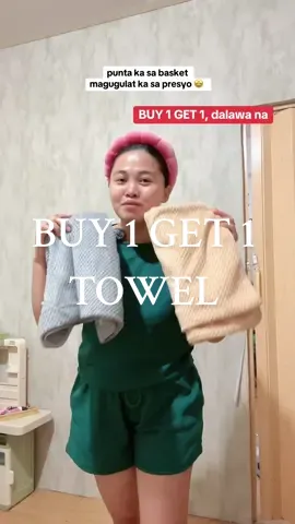 Grabe buy 1 get 1 towel na yan dalawang towel na #towel #bathtowel #absorbenttowel #tiktokshop #creatorsearchinsights 