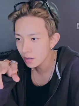 heeseung playing jb confident😄 lucu banget keasikan wkwk hee-ply #heeseung #weverselive #enhypen