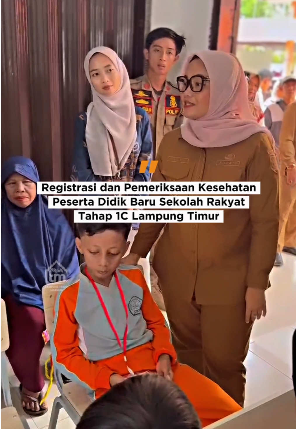 Langkah awal menuju generasi sehat dan cerdas  Kegiatan registrasi dan pemeriksaan kesehatan bagi peserta didik baru Sekolah Rakyat Tahap 1c Lampung Timur berlangsung penuh semangat dan keceriaan. Melalui pemeriksaan kesehatan ini, diharapkan setiap anak siap belajar dengan tubuh sehat dan hati gembira. “Sakai Sambayan Membangun Lampung Timur” #lampungtimurmakmur #SekolahRakyat #bupatilampungtimur #infolampungtimur 