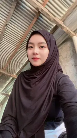 Latihan tepuk sakinah wkwk