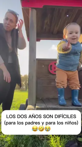 Me siento fatal por no poder parar de verlo ❤️😭 Si tienes un peque de entre 18 meses y 4 años escribe la palabra te cuento cómo te puedo ayudar a hacer vuestros días un poco menos frustrantes 👉 https://alvarobilbao.com/pack-terribles-dos-alvaro-bilbao 🎥 @Viralhog #educoenpositivo #EducaEnPositivo #Maternidad #Paternidad #educacioninfantil #alvarobilbao