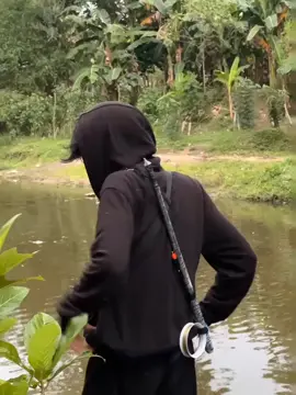 masi bersama suhusifu 😭 @DERSFISHING #tegekjogjastyle #mancingklaten #mancingmania 