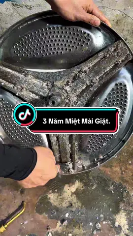 Nên làm gì để bảo vệ được máy luôn hoạt động tốt và quần ào giặt luôn thơm mát.🥰 #dienlanhhoanganhquan7  #suachuamaylanhtphcm  #vesinhmaylanhgiare  #vesinhmaygiat 