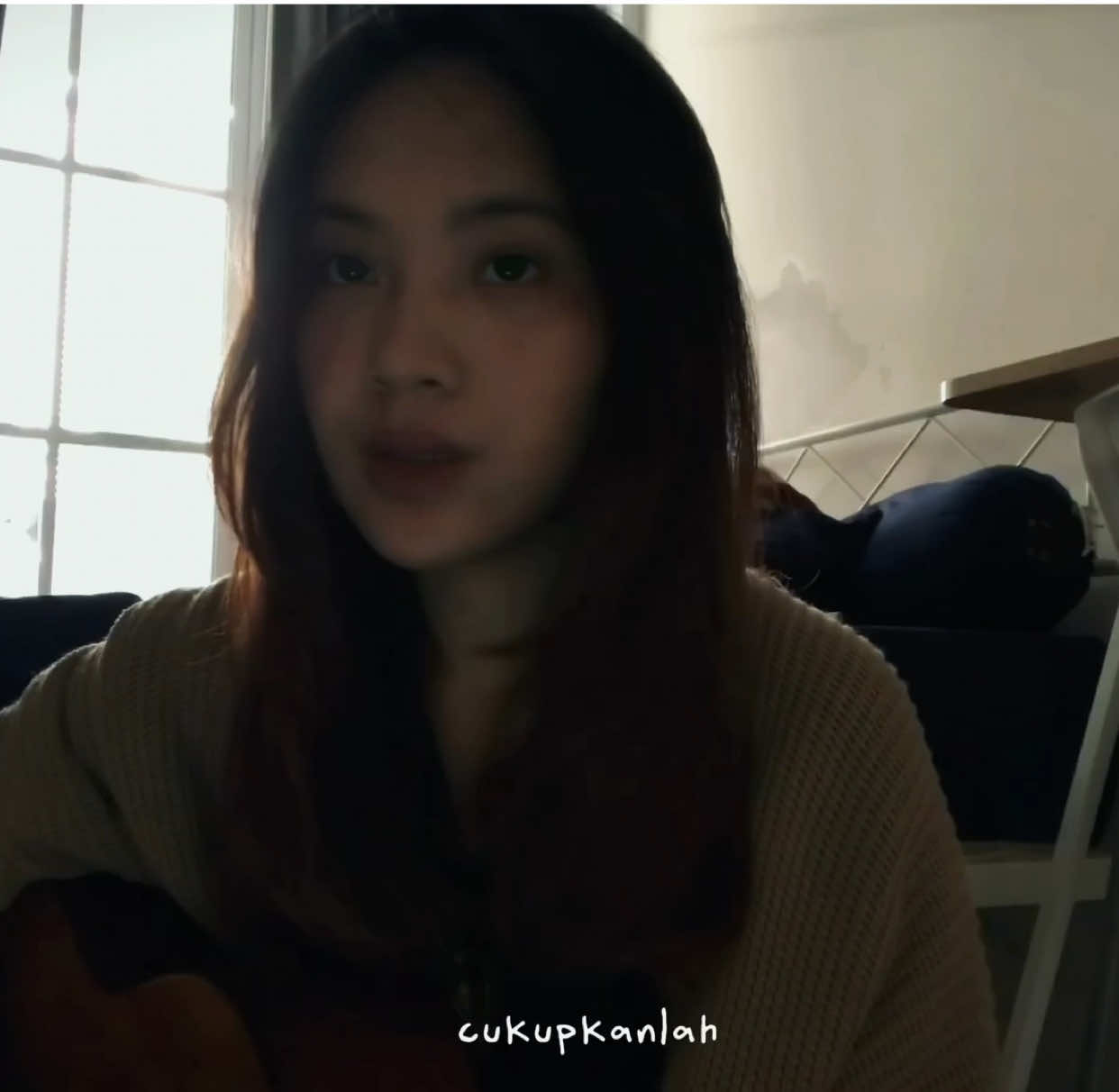 @KUNTO AJI-Sulung (been a while, ya. aku kehilangan rasa percaya diriku untuk muncul di sini, bernyanyi seperti biasa. Sampai ga kerasa aku terakhir upload nyanyi itu sudah tiga bulan yg lalu. btw,  terima kasih, ya, untuk yang sudah mencari-cariku via dm.)