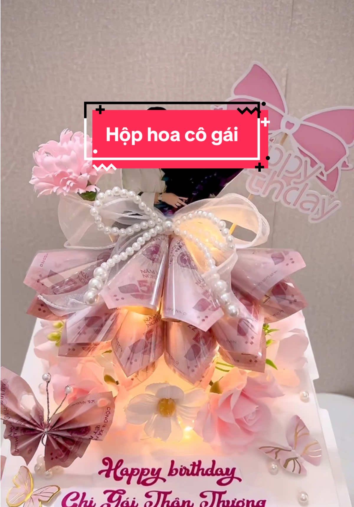 Hộp hoa cô gái in ảnh theo yêu cầu 💕#xh #viral #quatangsinhnhat #1997florist 