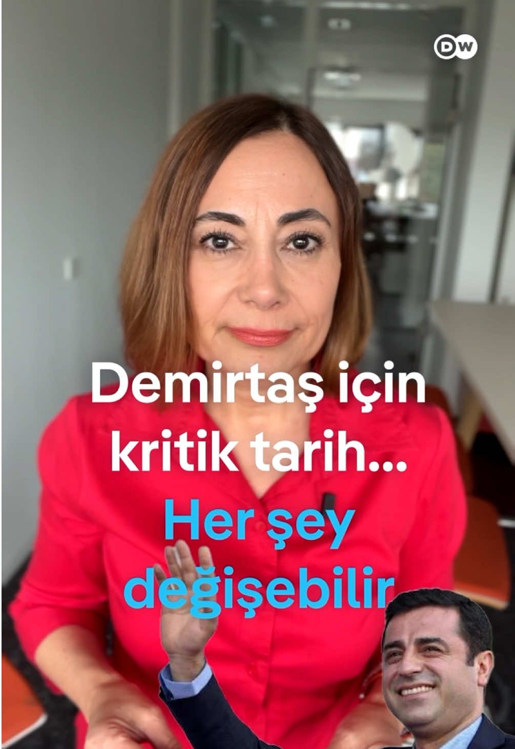Demirtaş son dakika... Demirtaş konuşmaları... Selahattin Demirtaş serbest bırakıldı mı? Selahattin Demirtaş kaç yıldır cezaevinde?   Eski HDP Eş Genel Başkanı Selahattin Demirtaş için kritik tarih yaklaşıyor. Avrupa İnsan Hakları Mahkemesi’nin (AİHM) 8 Temmuz’da verdiği hak ihlali kararına hükümetin üç ay içinde itiraz etme hakkı vardı. Şimdi bu süre dolmak üzere. Selahattin Demirtaş’ın avukatı Mahsuni Karaman’a göre, itiraz edilmezse karar kesinleşecek ve Demirtaş’ın tahliyesi gündeme gelecek. @Dilek Şen    #selahattindemirtas #demirtaş #kürt #keşfet #dwhaber  