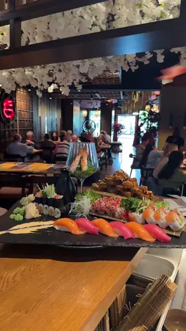 Bên mình cung cấp dao nhật chính hãng 🥰 #momijilee #sushi #nigiri #maki #deco 