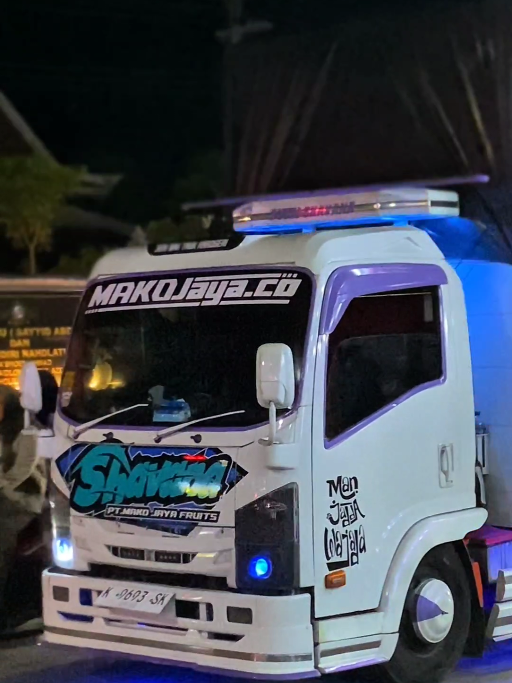 jangan takut aku pergi, jangan pergi aku takut🫂
