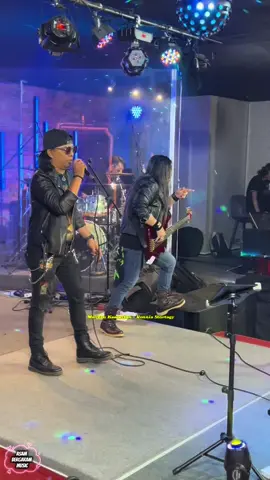 Startegy sedang cari Sponsor :.. Menara Kesesatan cover by Ronnie