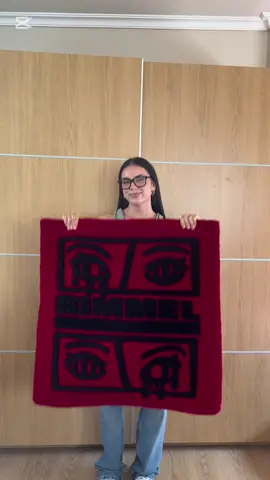 proceso de alfombra de este temazo!! muy pronto disponible en mi vinted (noeliacscls). Mucho amor pleaseeee🫶🏼🫶🏼🫶🏼💗💗💗 Te veo el jueves @Quevedo  #quevedo #tufting #buenasnoches #fyp #parati 