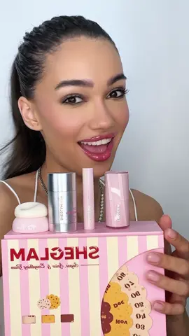 Ready to unbox some new treats? 🎁 ID:192756404 #unboxing #cleanbeauty #makeup #SHEGLAM #SHEGLAMadventcalender #SHEGLAMblackfriday #SHEGLAMhaul #fullfaceofSHEGLAM
