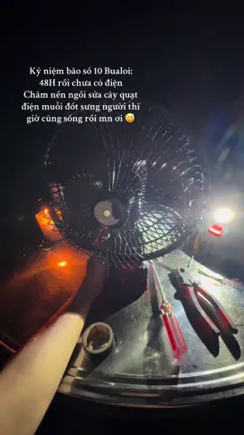 Bão lũ mất điện 2 ngày đêm rồi chưa có 🥲