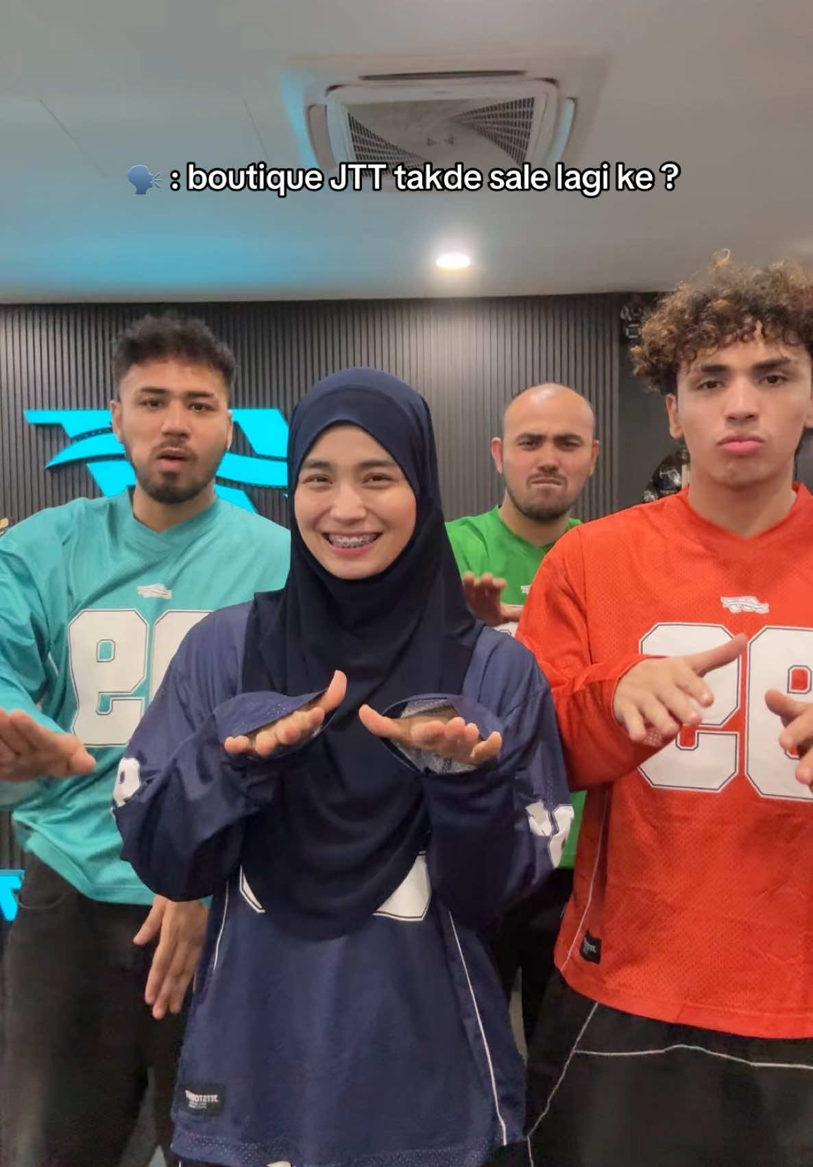 jumpa korangg hujung minggu nii dkt butik 🔥
