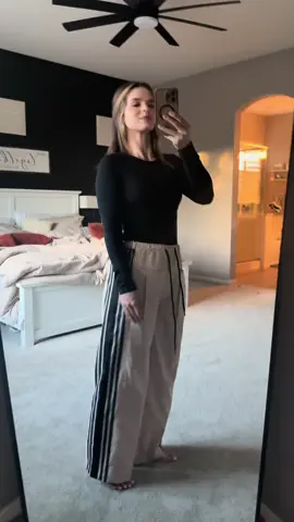 Good morning! ITS CLOSING DAY ☺️ #closingday #realtorlife #OOTD #businessoutfit