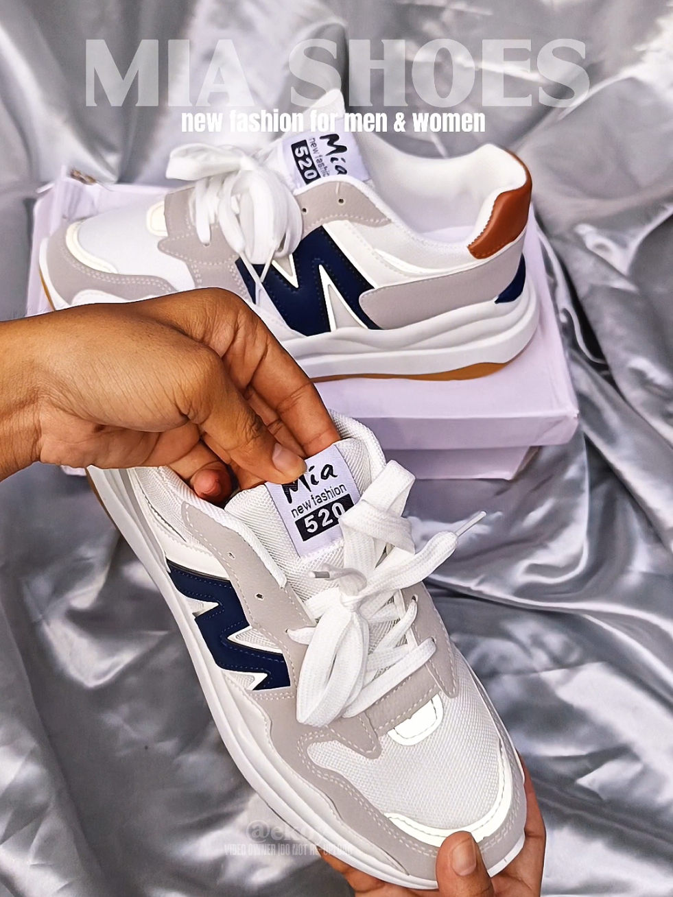 Ang ganda ng design, solid pang porma ng shoes na to. Di mo aakalaing 200+ pesos lang may ganito kana!  #shoes #rubbershoes #footwear #sapatos #shoesformen 