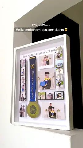 Hari yang ditunggu-tunggu, akhirnya diabadikan dalam frame 🥹🫶🏻 Keep your graduation memories close with your very own customized keepsake frame 🤍 #framewisuda #framemedali #keepsakeframe #hadiahwisuda 