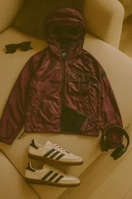 #casualjacket #gogglejacket #jaketbunglon #burgundy 