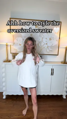 This oversized sweater !!!! Wear with jeans , skirt or leggings !!! #Sweater #OversizedSweater #SweaterStyling 