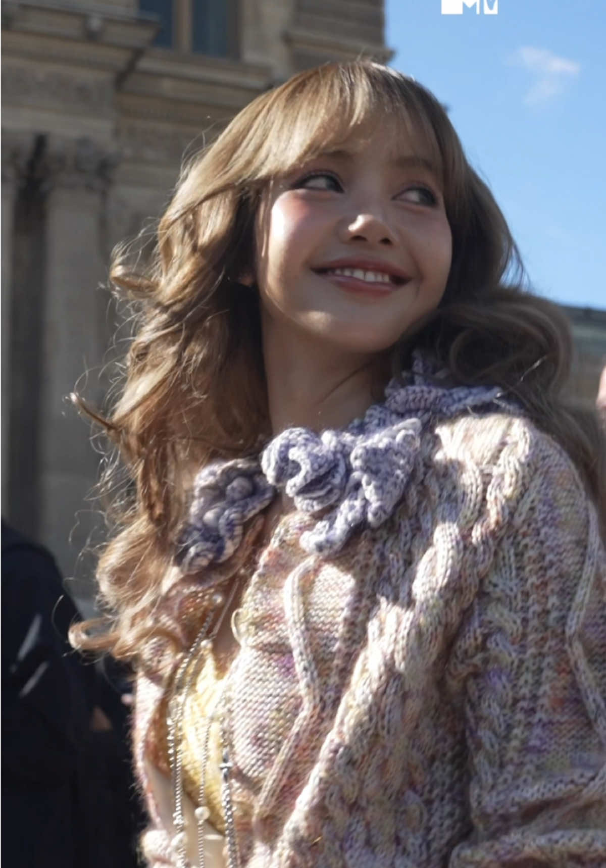 Our rockstar Lisa looking like a princess at the Louis Vuitton show for #ParisFashionWeek ✨ #LISA #BLACKPINK #LouisVuitton #MTVCeleb 