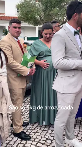 Era arroz trinca e fora da validade ! #fyp #casamentohumor #fypportugal #tugacomedia #casamento 
