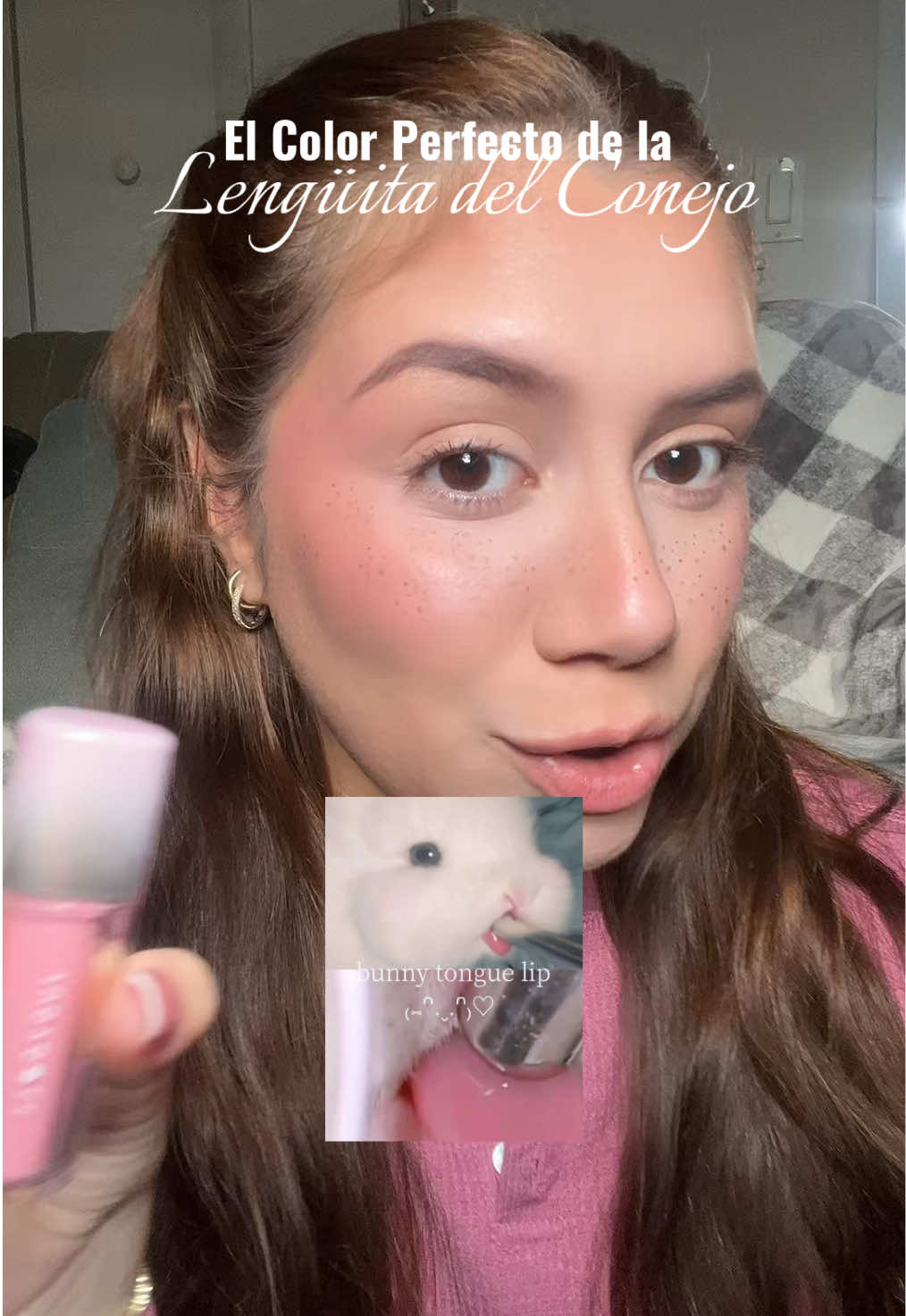 Tratando de encontrar el tono perfecto de la lengüita del conejito! @Judydoll_official 🐰 💕#bunnylipgloss #bunnytonguelipgloss #lipgloss #lipstick #lipstickshow #lips 