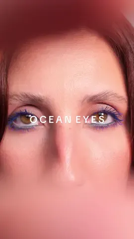 Définitivement pas OCEAN EYES  Je ne sais pas vraiment comment on pourrait les qualifier d’ailleurs 🤔 une idée ?  #oceaneyes #trend #makeup #beauty #makeuptransition 