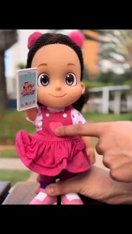 Gostou comente Eu Quero que te envio o link nos comentários #diadascrianças #brinquedo#brincando #bonecas#bonecamariaclara 
