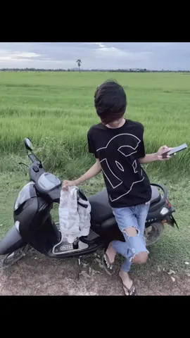 ខ្ញុំសាមញ្ញទេ…#happy #simple 