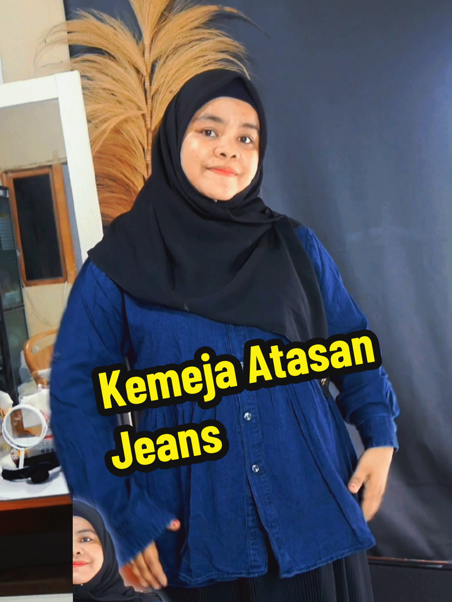 Kemeja Atasan Jeans yang super nyaman bangwt ya gaess..  lagi turun harga, cek di pojok kiri bawah 🔥😍 #kemejaatasan #kemejajeans #kemejawanita #OOTD #CapCut 