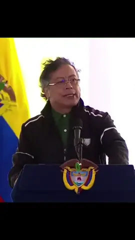 El Presidente Gustavo Petro pronunció este discurso hasta las lágrimas que conmovió a un auditorio que estalló en aplausos durante este evento en el que sin tapujos dijo todas estas verdades que siempre han buscado ocultar sobre el Estado y la Política en Colombia. #pactohistorico #gustavopetro 