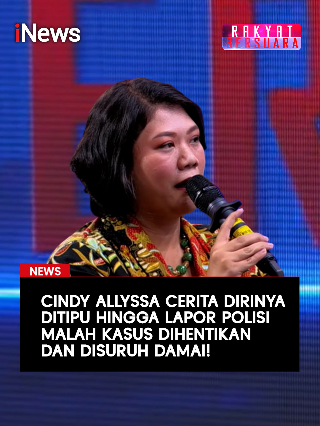 Rakyat Bersuara membahas mengenai isu terkini mengenai, Kapolri Jenderal Listyo Sigit Prabowo yang beberapa waktu lalu mengeluarkan surat perintah terkait pembentukan Tim Transformasi Reformasi Polri.  Hadir salah satu pencari keadilan, Cindy Allyssa  menceritakan pengalamannya saat melaporkan kasus penipuan yang dialaminya kepada polisi. Cindy mengaku dirinya sempat diminta damai hingga kepolisian tiba-tiba menurunkan SP 2 Lidik, menghentikan kasus tersebut.  Saksikan selengkapnya hanya di  https://www.youtube.com/live/M1rf1DOwv1M?si=kOUQA1pQhuOCa5eW #iNews #RakyatBersuara #Polisi #Polri #reformasipolisi