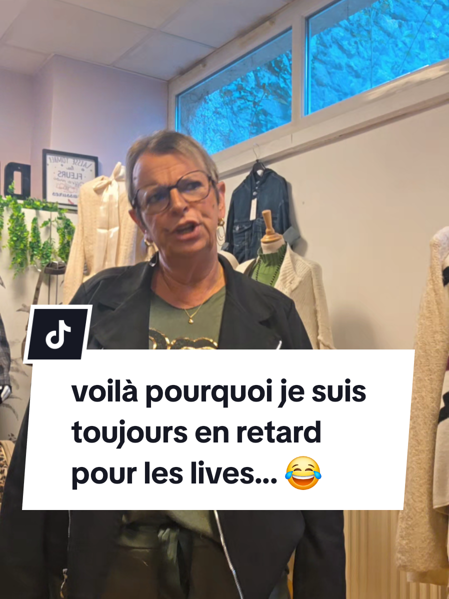 Il y a cette petite voix dans ma tête quand je lance un live shopping... voilà pourquoi je suis toujours en retard 😂 #humour #enretard #liveshopping #live #contradiction 