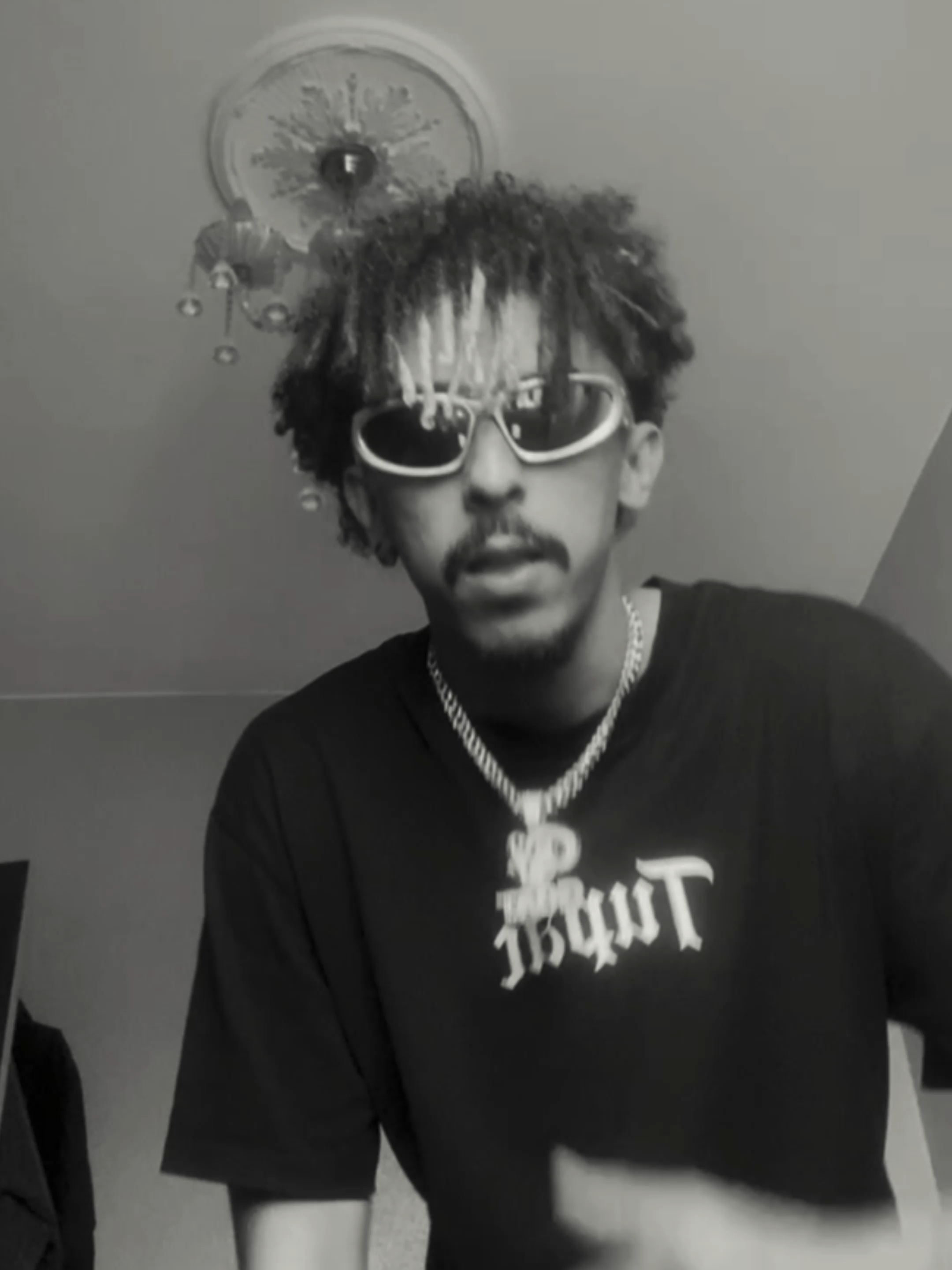 FREE DRARY