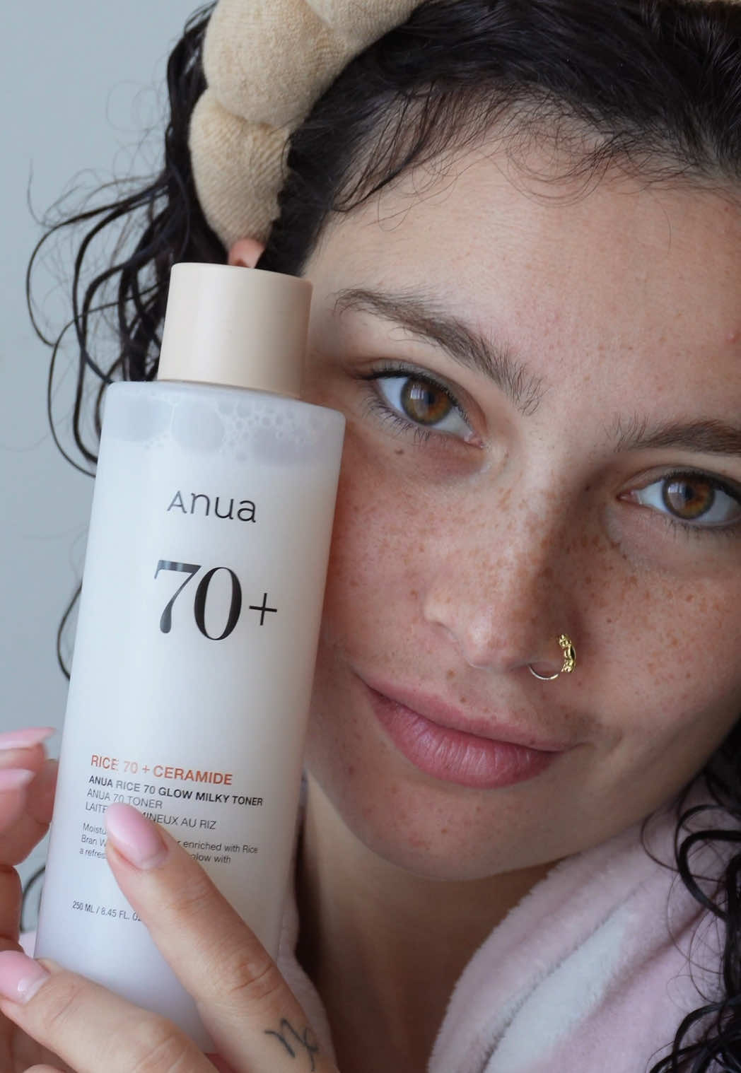 la glass skin avec @anua_global 🤍🤍🤍  c’est des pépites leurs produits !  À acheter sur @YesStyle avec mon code JADEAPS11 🤗 #anua #yesstyle #niacinamide #yesstyleinfluencers #glassskin 
