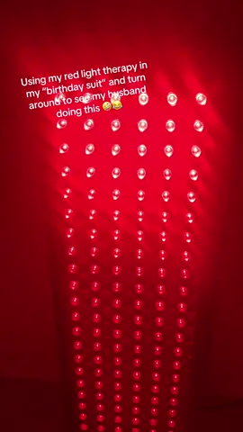 Just a little update: I stopped using for a month because I didn’t think I felt much of a difference and let me tell you I WAS WRONG!!! I recently started up again and noticed a huge difference in my uneven skin tone and texture and how les dry my skin feels. #redlight #reslighttherapy #husband #benefitsofredlighttherapy 