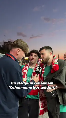 Liverpoollu taraftarlar nereye geldiklerini çok iyi biliyorlar…