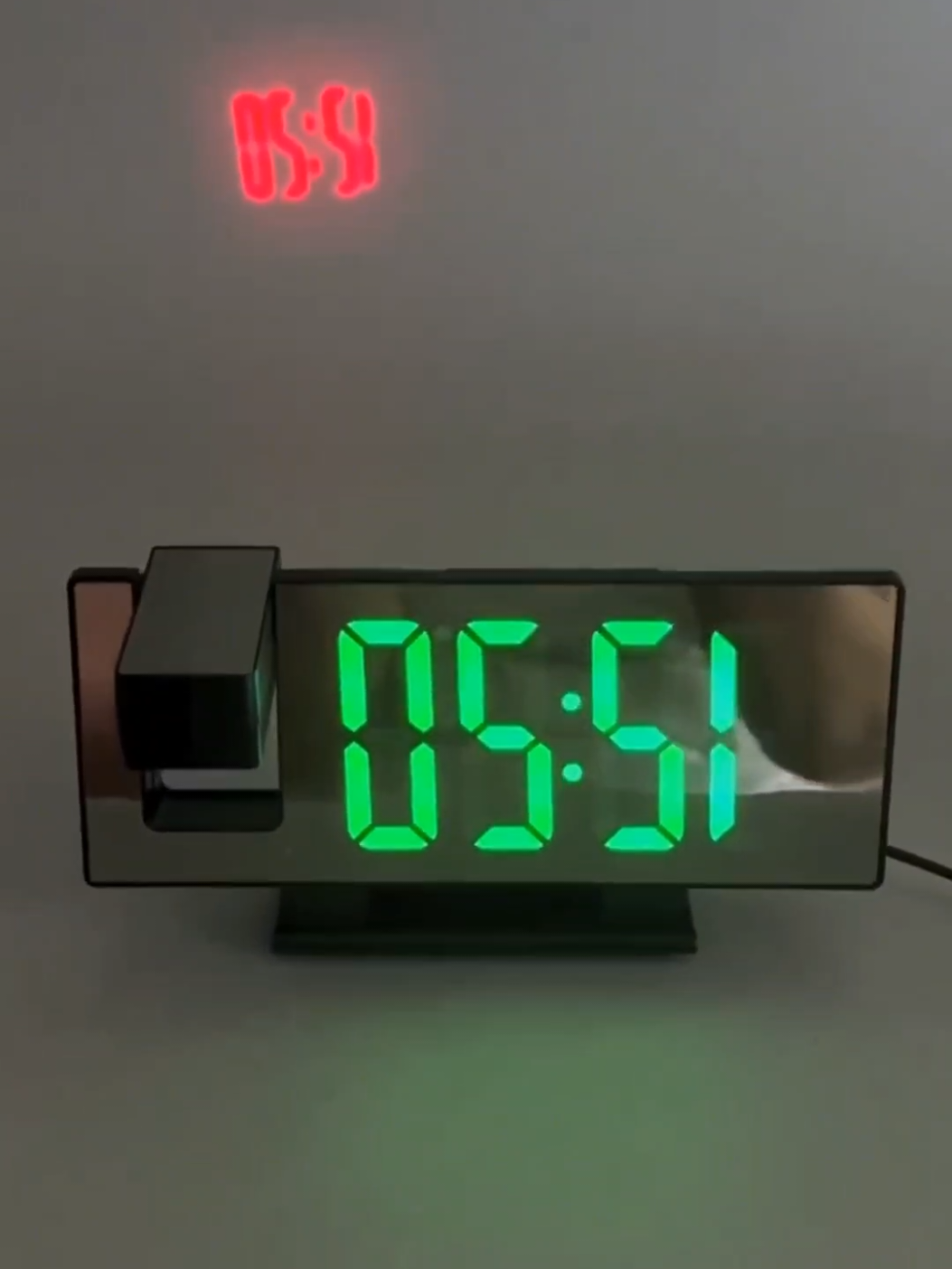Veja as horas sem esforço ✨⏰ #tecnologia #inovacao #praticidade #conforto #design  