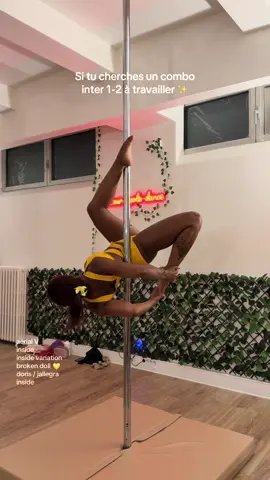 Combo inter 1-2 avec la broken doll & le doris 💛 Si tu le reproduis, tag moi ! ☺️  #poledancer #poledancelove #pdbrokendoll #pdsplits #pourtoi  Fanna Pole Wear 💛