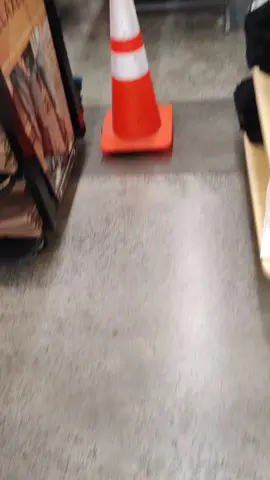 ¿Quién diseña la ropa en #Walmart?