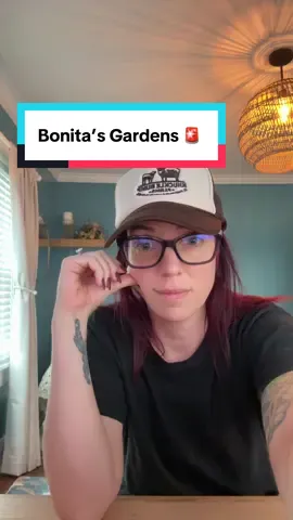 Is there a @Bonita's Gardens group chat? #bonitas #gardens #halp