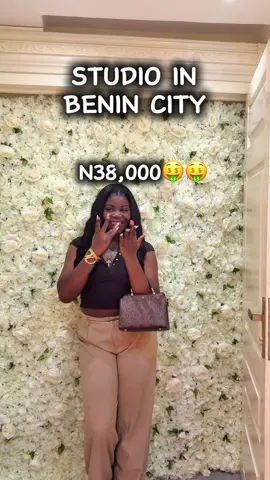 This content studio in Benin city has literally brought you guys an irresistible offer!!! And I love it @Lustre Studios be doing the most!!! And you guys this content studio!!! Is a sight for sore eyes N38,000 for photo shoot and 3 well edited pictures at a content house Or make up, photo shoot and 3 well edited pictures on a plain background for just n37,000!!! ARE YOU TEAM A or B? I’m definitely team B🤗🤗😂😂 #benin #contentcreator #content #studio #photography  