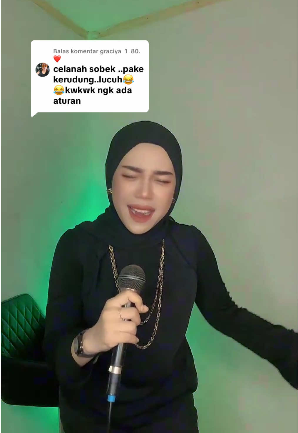 Membalas @graciya  1  80.❤️  Iyalah Buk. Ibuk yg paling punya aturan se jagad raya ini🙏🥰 Ibu dah yg paling bener udah😌😌